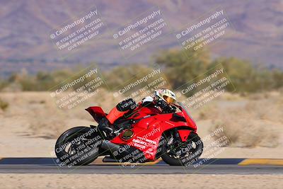 media/Dec-15-2023-Apex Assassins (Fri) [[91f19fb1c7]]/Trackday 1/Session 2 (Turn 4 Entry)/